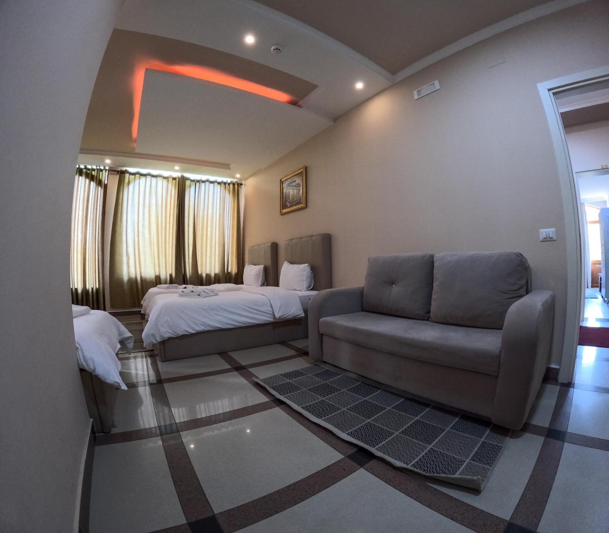 Hotel Buna Park Berdic e Siperme