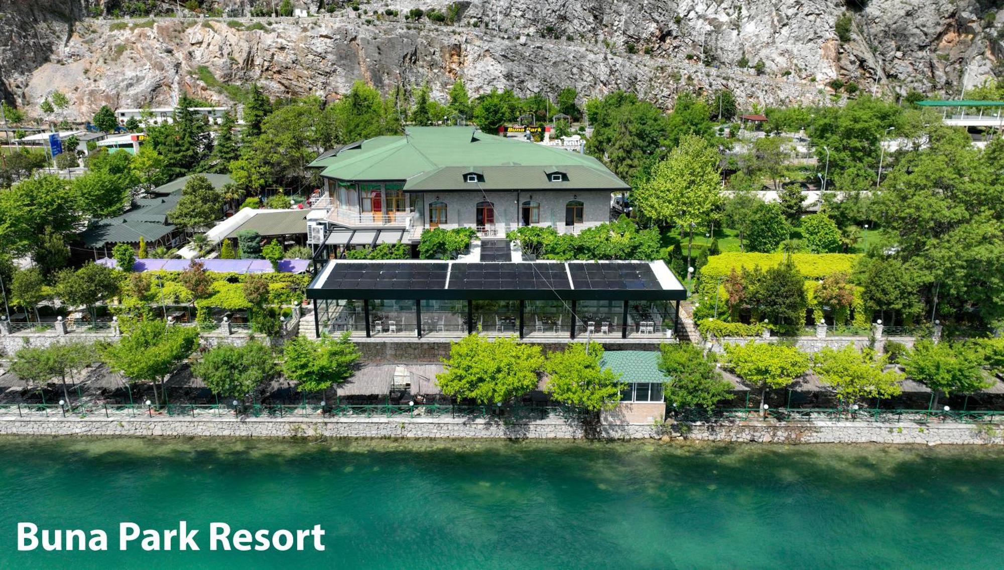 Hotel Buna Park Berdic e Siperme
